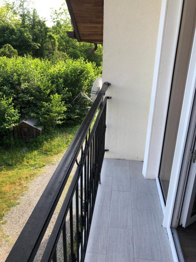 Guest House Гости Pizunda Exteriör bild